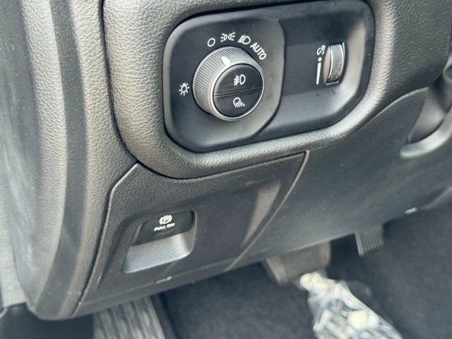 new 2025 Ram 1500 car, priced at $36,724