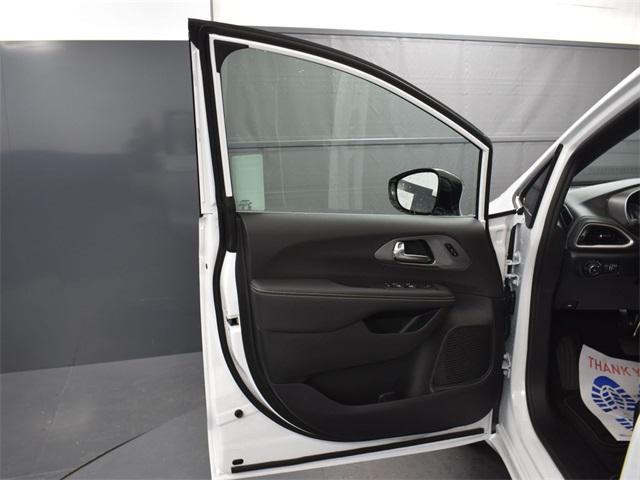 new 2026 Chrysler Pacifica car, priced at $42,390