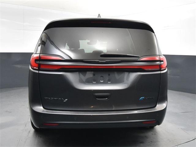 used 2022 Chrysler Pacifica Hybrid car, priced at $24,500