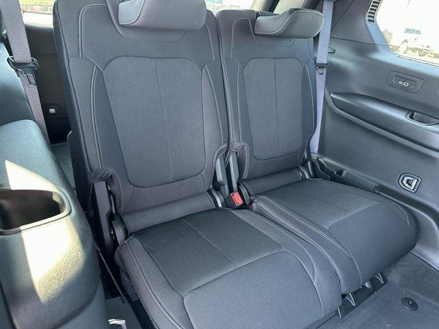new 2025 Jeep Grand Cherokee L car, priced at $38,429