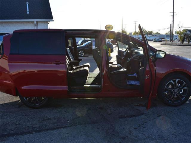 new 2026 Chrysler Pacifica car, priced at $40,535