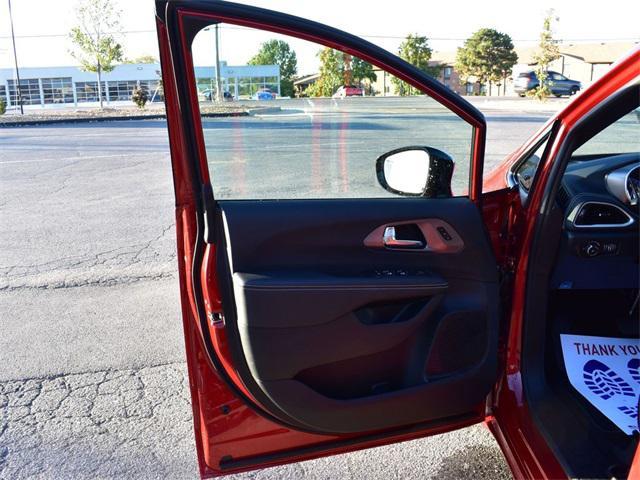 new 2026 Chrysler Pacifica car, priced at $40,535