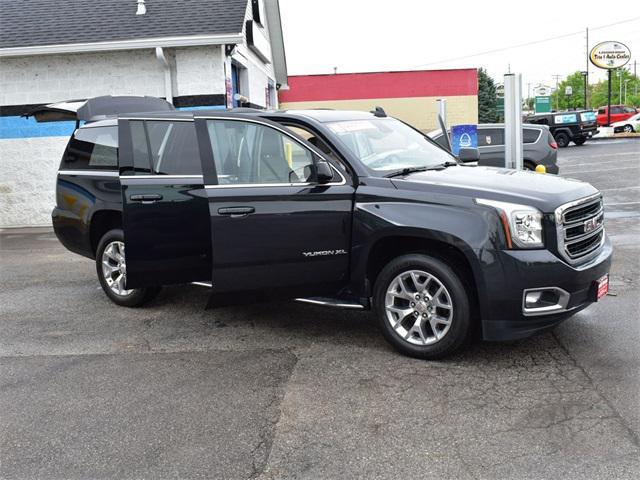used 2020 GMC Yukon XL car, priced at $30,500