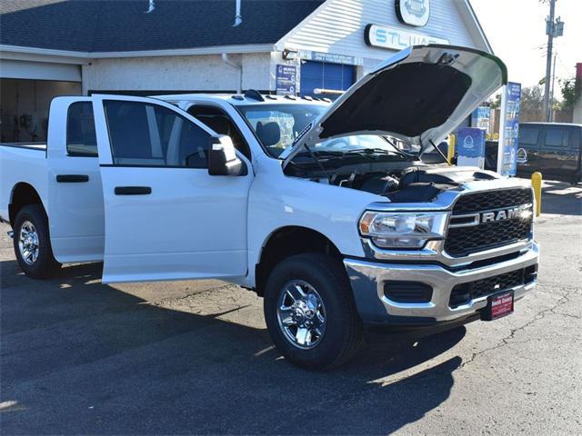 new 2024 Ram 3500 car, priced at $52,755