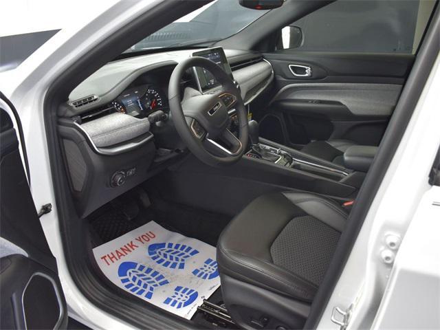 new 2025 Jeep Compass car, priced at $21,940