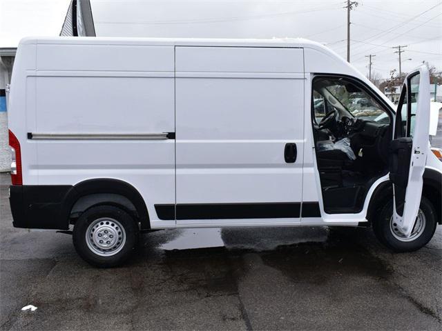 new 2025 Ram ProMaster 2500 car, priced at $47,015