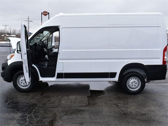 new 2025 Ram ProMaster 2500 car, priced at $46,515