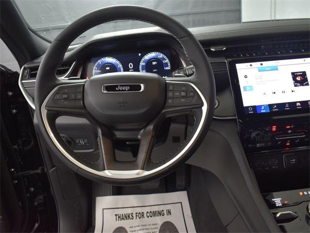 new 2025 Jeep Grand Cherokee car, priced at $40,370