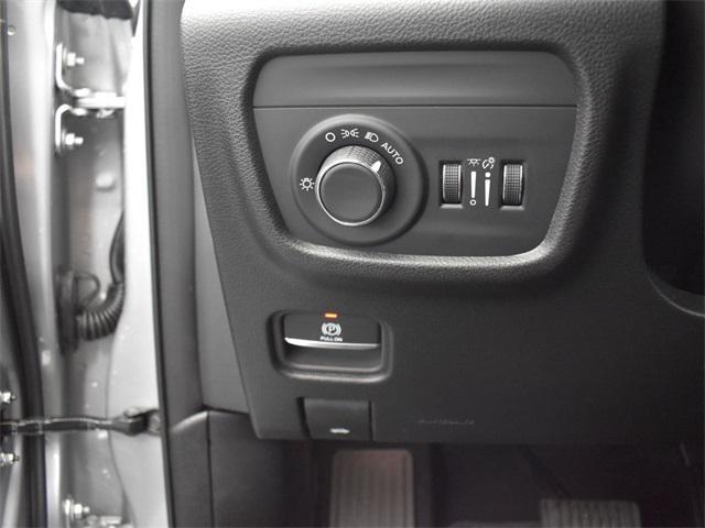 new 2025 Jeep Grand Cherokee L car, priced at $38,229