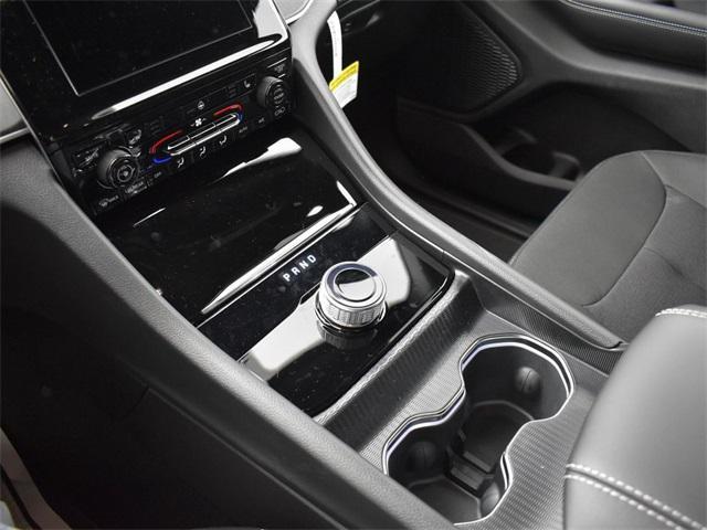 new 2025 Jeep Grand Cherokee car, priced at $36,272