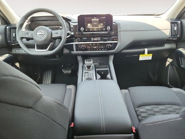 new 2025 Nissan Pathfinder car, priced at $44,725