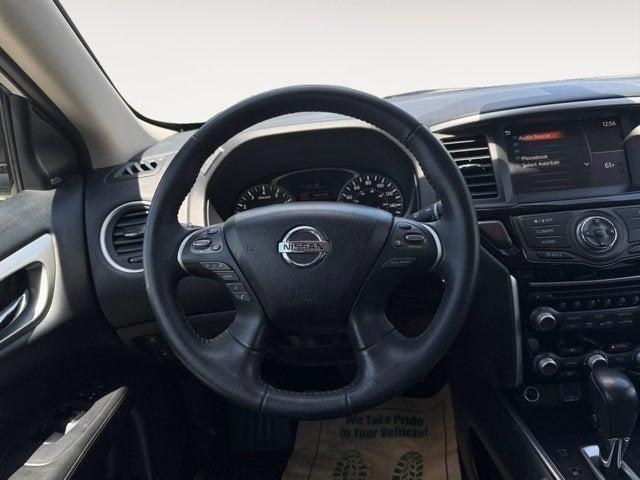 used 2020 Nissan Pathfinder car, priced at $19,190