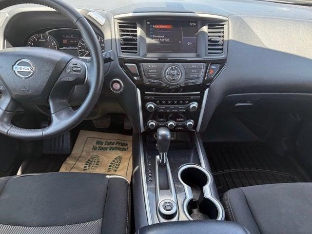 used 2020 Nissan Pathfinder car, priced at $19,190