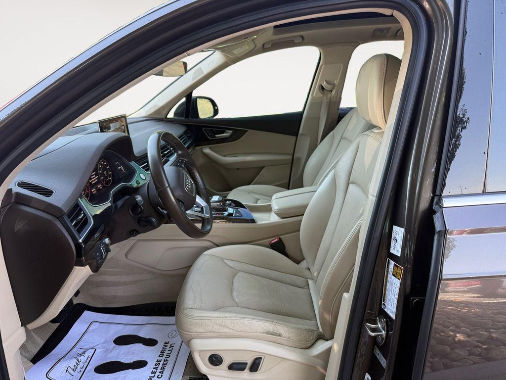 used 2017 Audi Q7 car, priced at $18,194