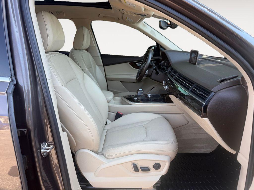 used 2017 Audi Q7 car, priced at $18,194