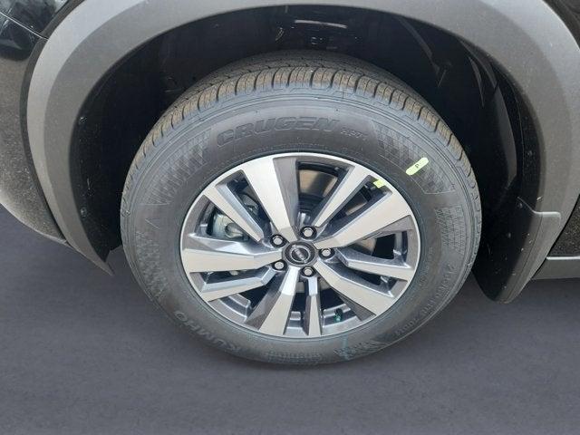 new 2025 Nissan Pathfinder car, priced at $45,205