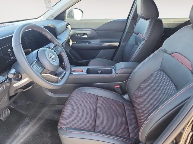 new 2025 Nissan Kicks car, priced at $30,580