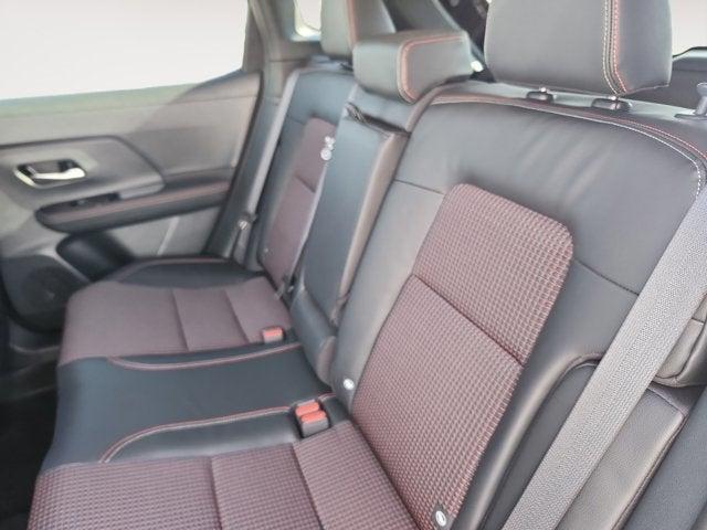 new 2025 Nissan Kicks car, priced at $30,580