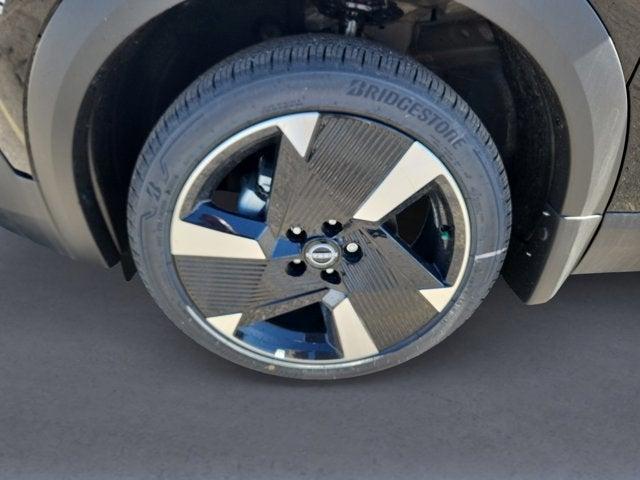 new 2025 Nissan Kicks car, priced at $30,580