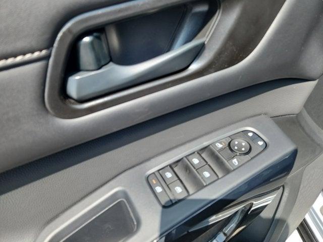 new 2025 Nissan Pathfinder car, priced at $44,725