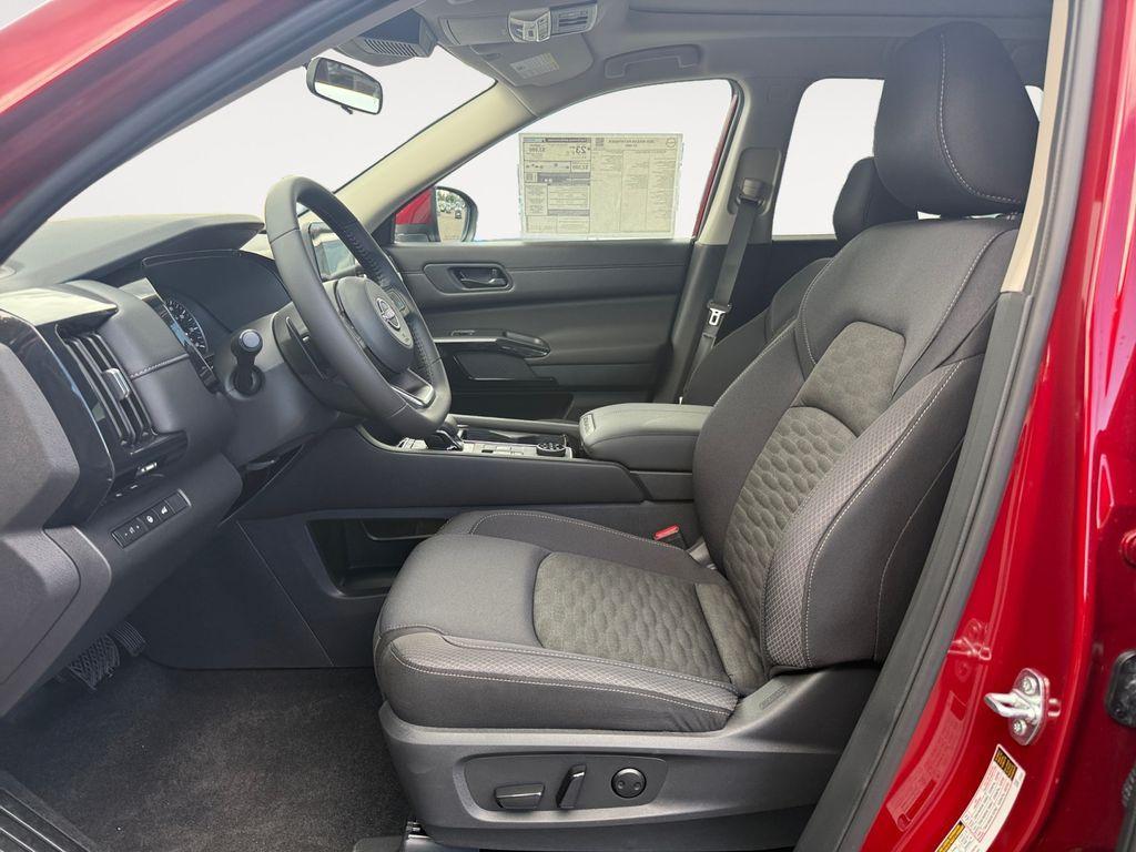 new 2025 Nissan Pathfinder car, priced at $46,330