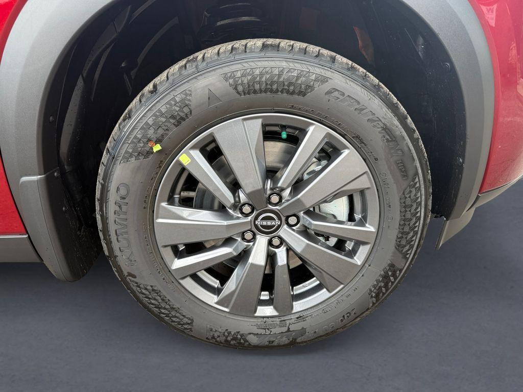 new 2025 Nissan Pathfinder car, priced at $46,330