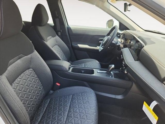 new 2025 Nissan Kicks car, priced at $27,755