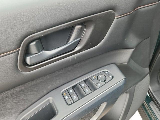 new 2025 Nissan Pathfinder car, priced at $46,170