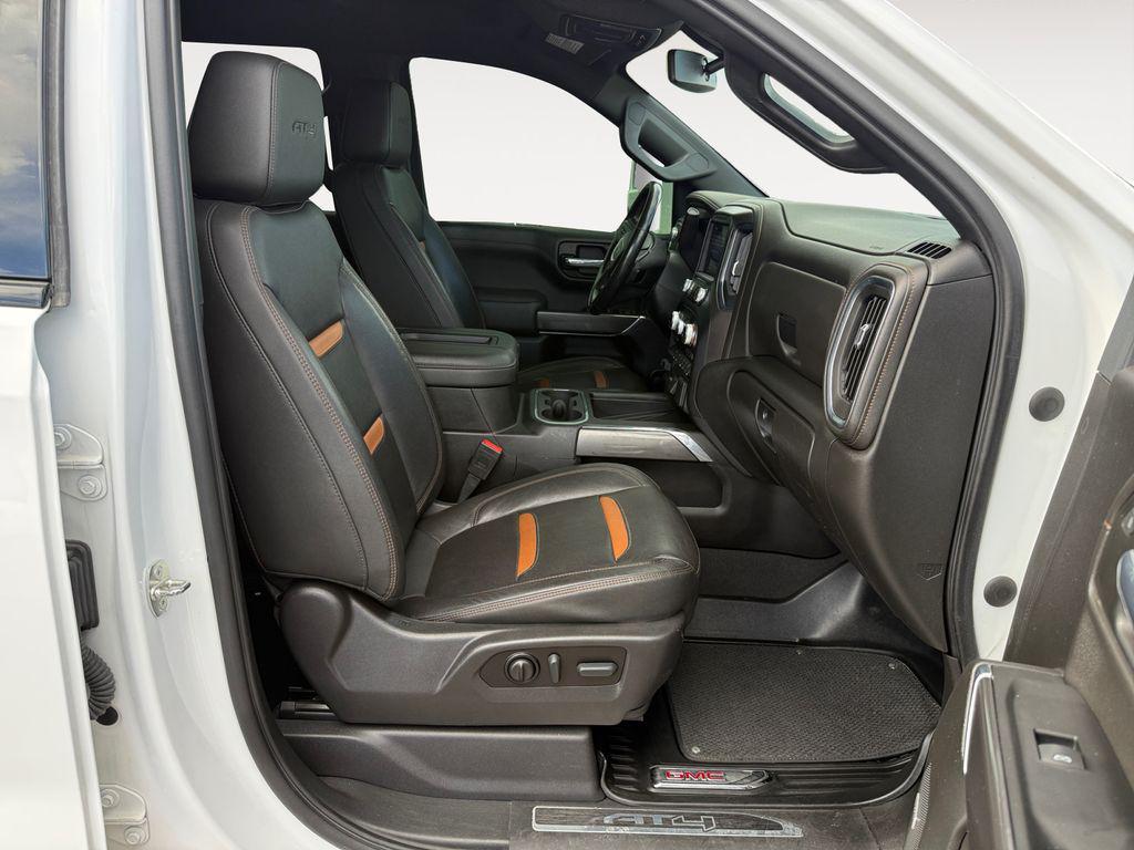 used 2022 GMC Sierra 1500 car, priced at $41,847