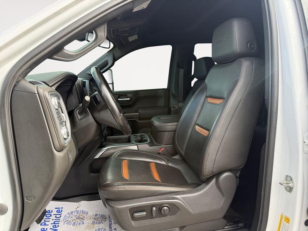 used 2022 GMC Sierra 1500 car, priced at $41,847