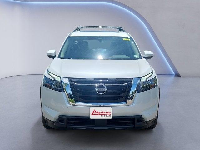 new 2025 Nissan Pathfinder car, priced at $46,225