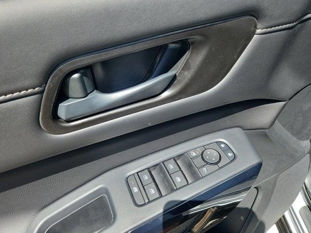 new 2025 Nissan Pathfinder car, priced at $46,225