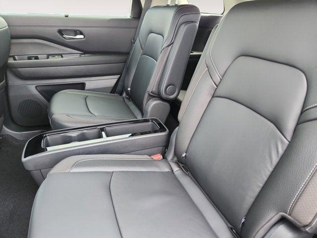 new 2025 Nissan Pathfinder car, priced at $48,335