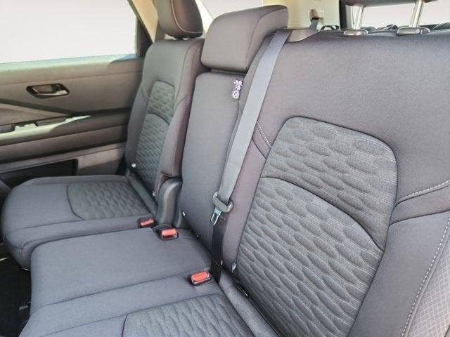 new 2025 Nissan Pathfinder car, priced at $38,950