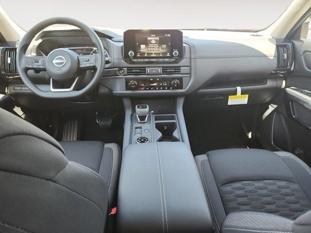 new 2025 Nissan Pathfinder car, priced at $38,950