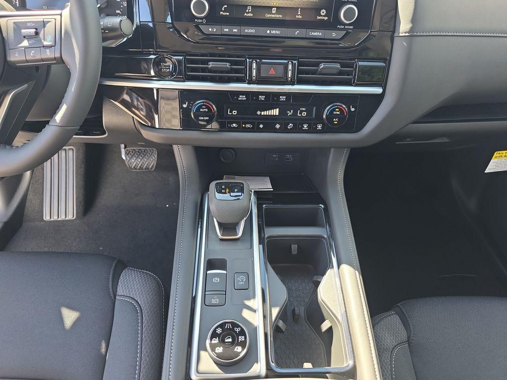 new 2025 Nissan Pathfinder car, priced at $44,825