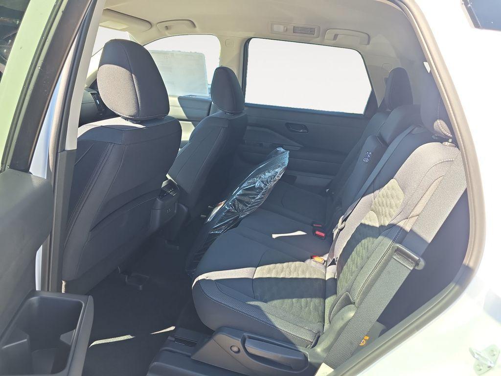 new 2025 Nissan Pathfinder car, priced at $44,825