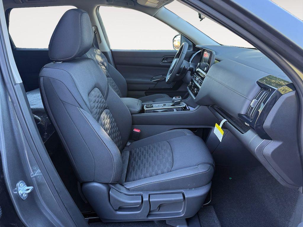 new 2025 Nissan Pathfinder car, priced at $43,555