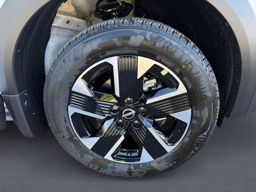 new 2026 Nissan Kicks car, priced at $32,270
