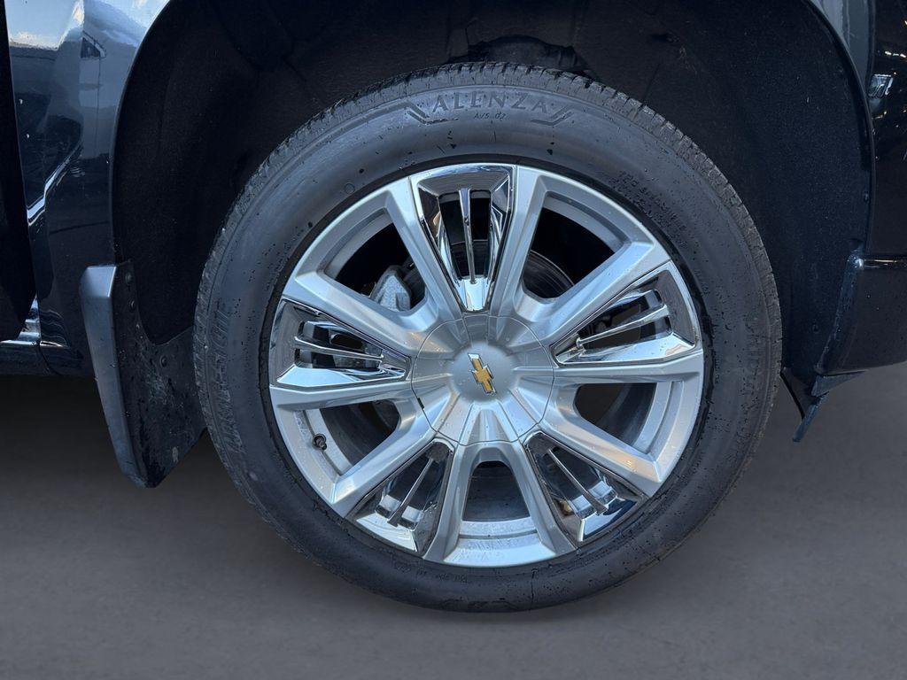 used 2022 Chevrolet Silverado 1500 car, priced at $49,184