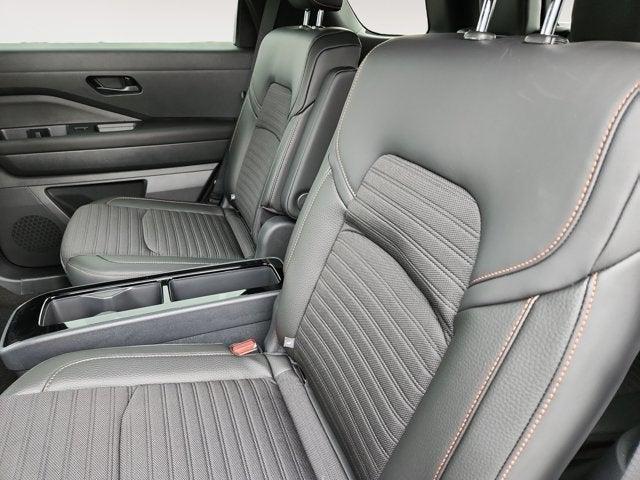 new 2025 Nissan Pathfinder car, priced at $46,595