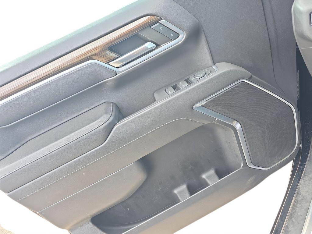 used 2022 Chevrolet Silverado 1500 car, priced at $32,218