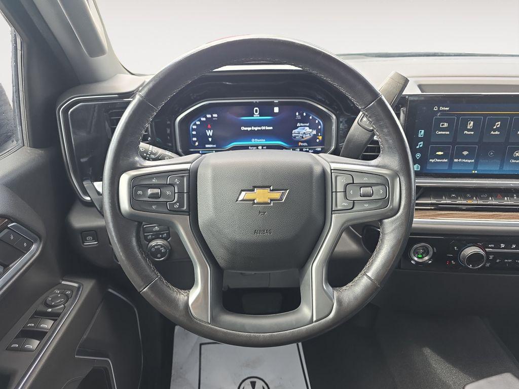 used 2022 Chevrolet Silverado 1500 car, priced at $32,218