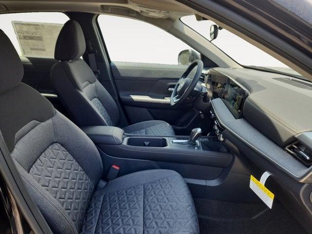 new 2025 Nissan Kicks car, priced at $28,055