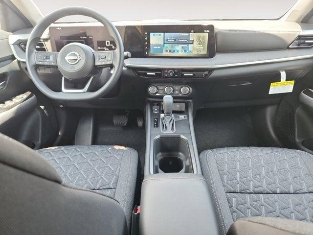 new 2025 Nissan Kicks car, priced at $28,055