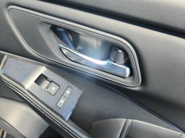 new 2025 Nissan Rogue car, priced at $33,206