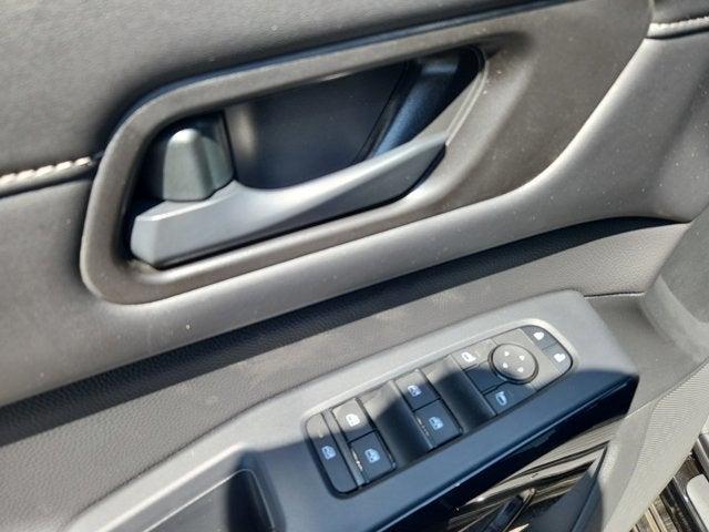new 2025 Nissan Pathfinder car, priced at $39,510
