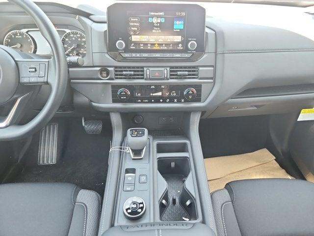 new 2025 Nissan Pathfinder car, priced at $39,510