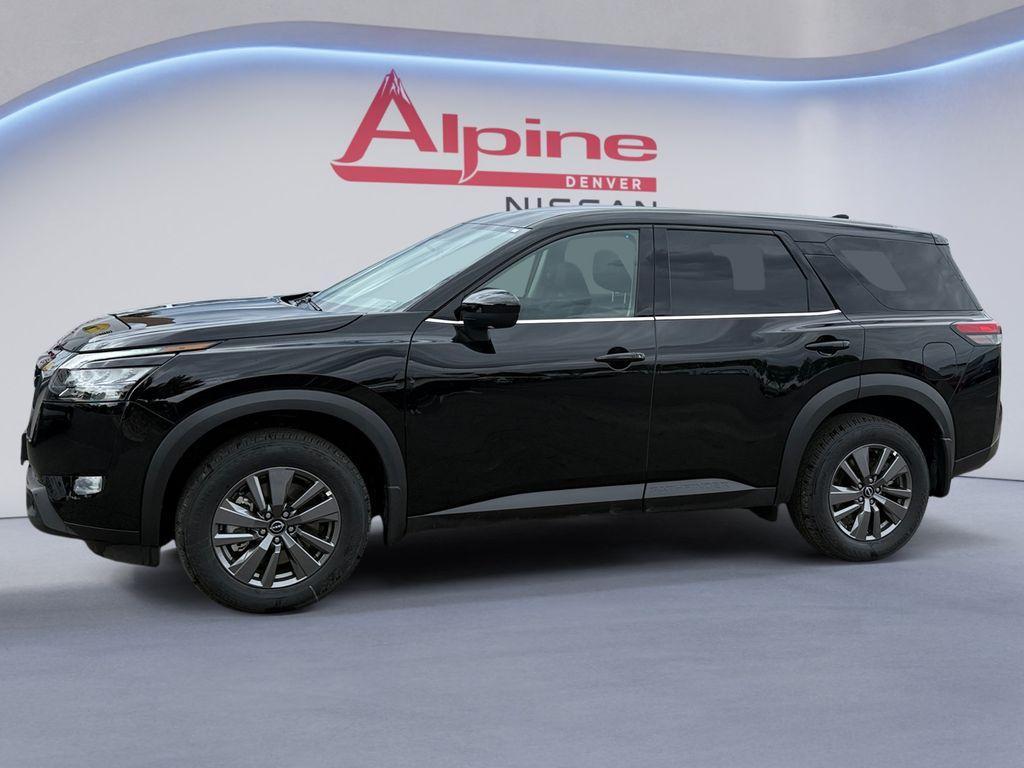 new 2025 Nissan Pathfinder car, priced at $39,510