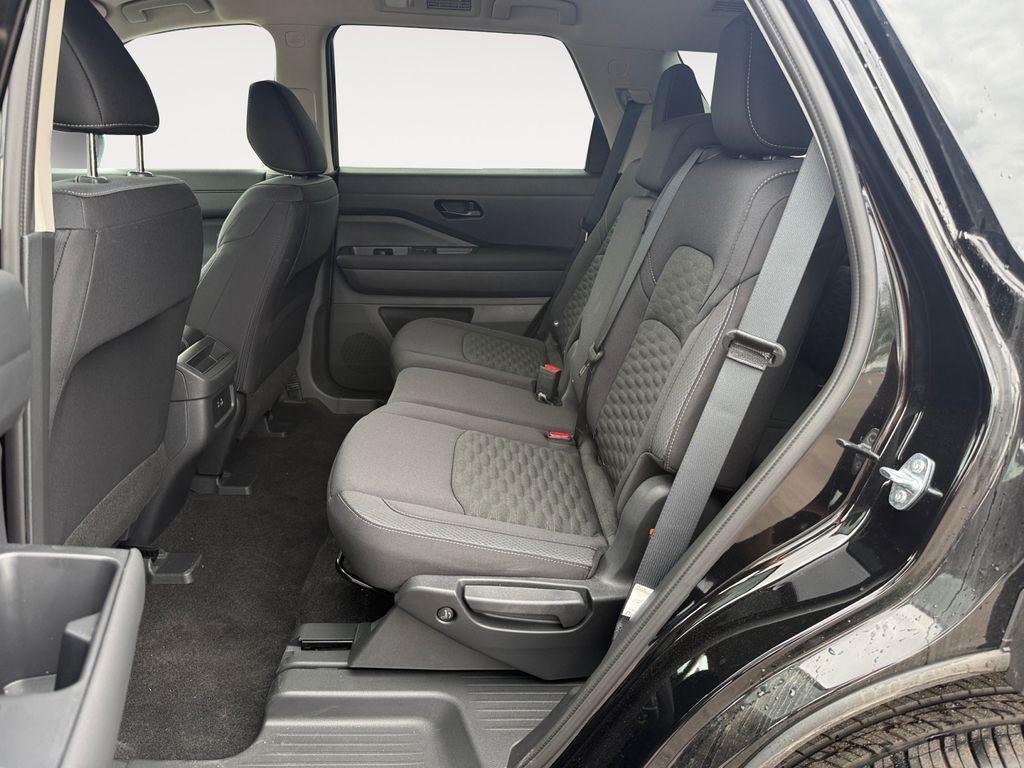 new 2025 Nissan Pathfinder car, priced at $39,510